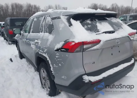 2023 Toyota Rav4 Xle z USA, uszkodzony, nr VIN 2T3P1RFVXPW330964